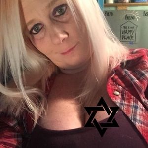 Meet your Posher, Rose